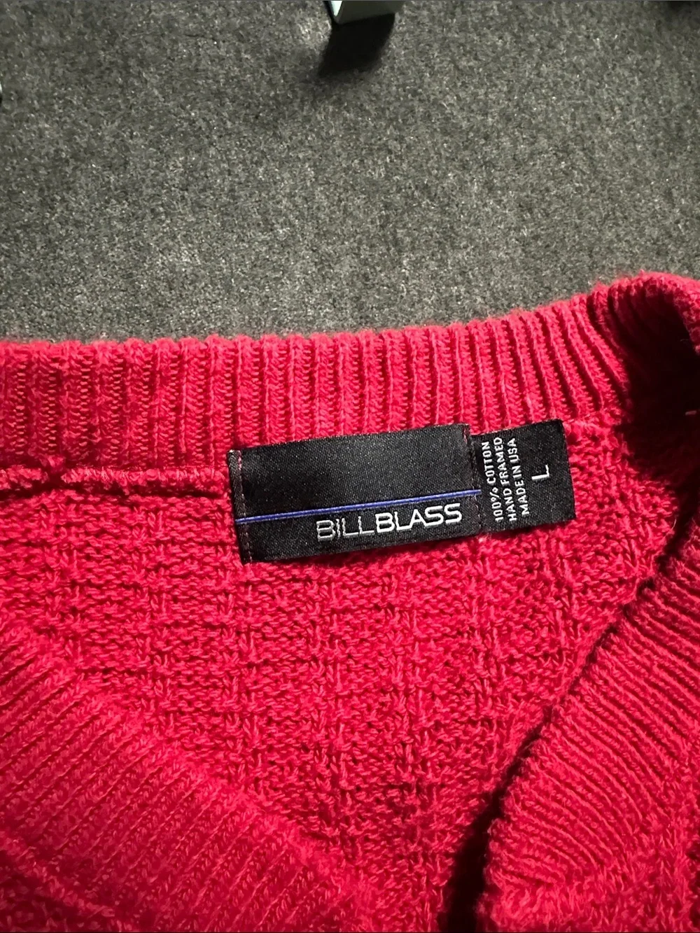 Vintage Bill Blass Red Textured Knit Sweater Men’s Large Made in USA 100% Cotton